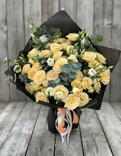 Букет цветов из:  Розы и Лизиантусы #REPLACE_PRED# Верхний Услон