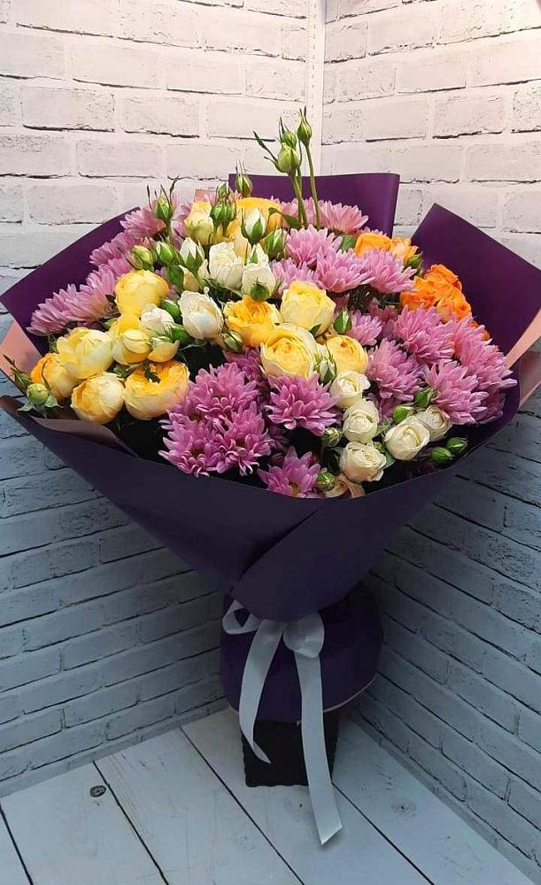 Букет цветов из: Хризантемы и Розы в Верхний Услон