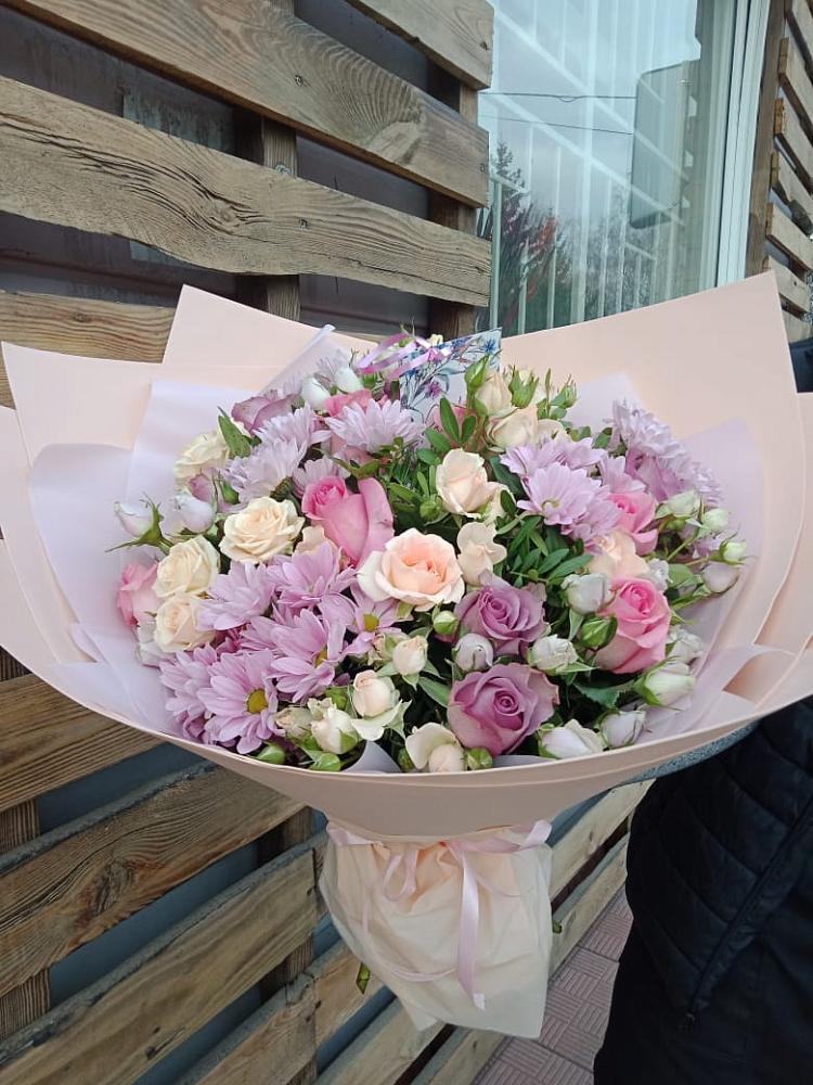 Букет цветов из: Розы и Хризантемы в Верхний Услон