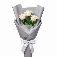Букет 3 белые розы в Верхний Услон