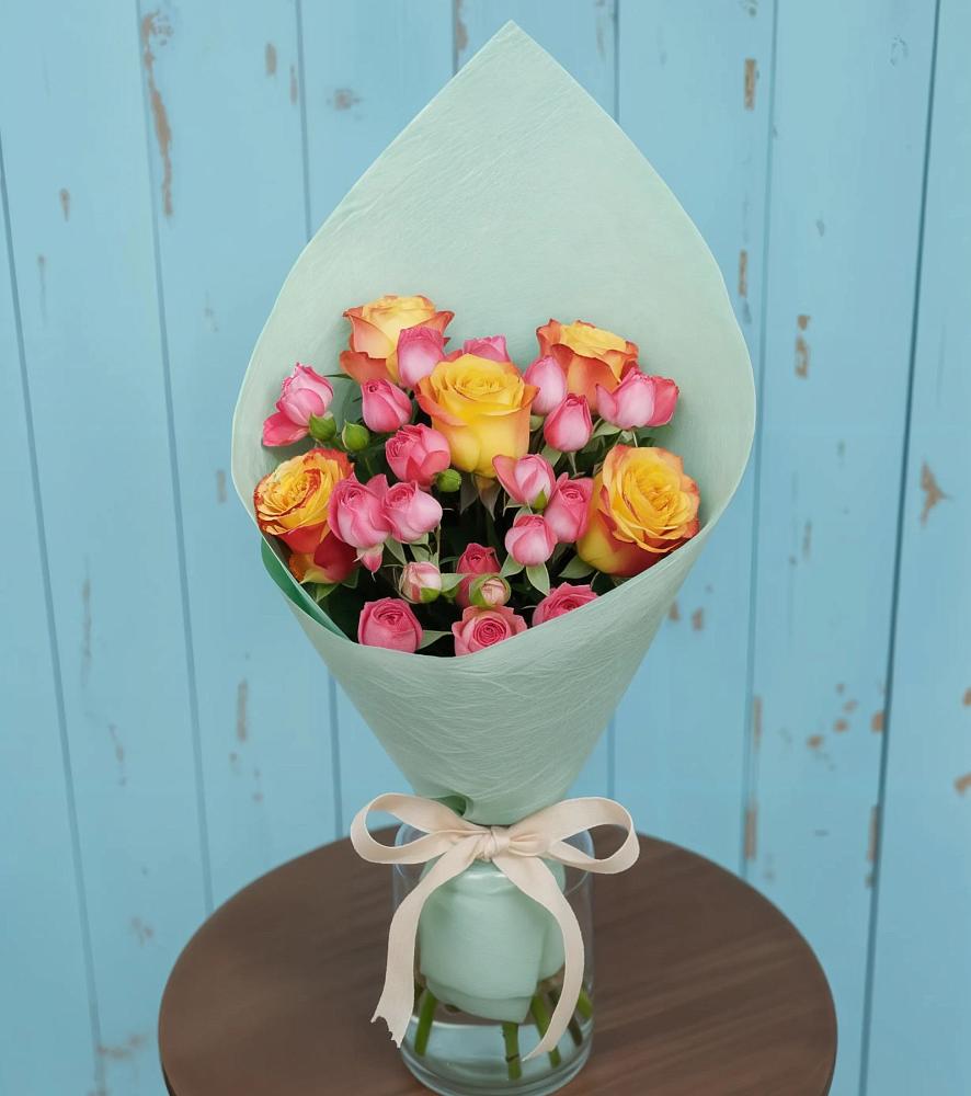 Букет цветов из: Розы в Верхний Услон