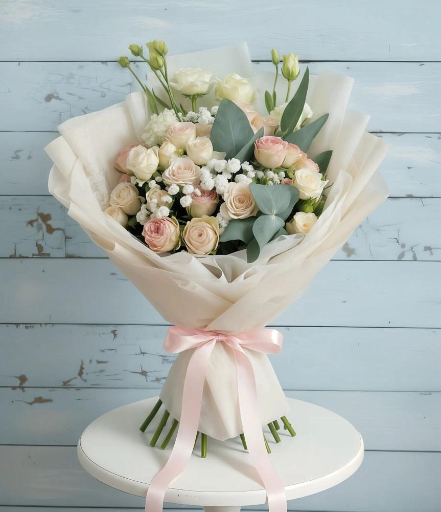 Букет цветов из: Розы и Лизиантусы в Верхний Услон