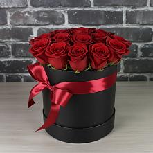 Цветочная композиция из Розы в шляпной коробке в Верхний Услон