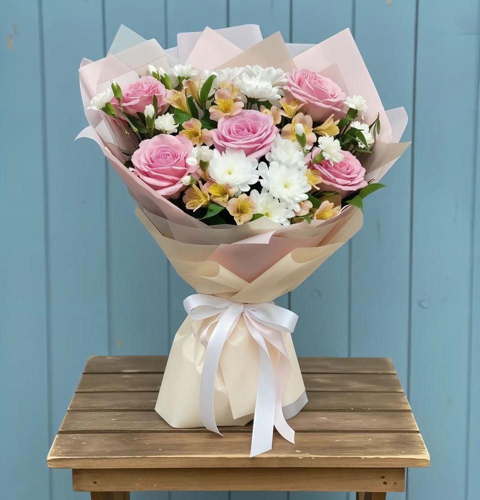 Букет цветов из: Гвоздики, Орхидеи и Розы в Верхний Услон