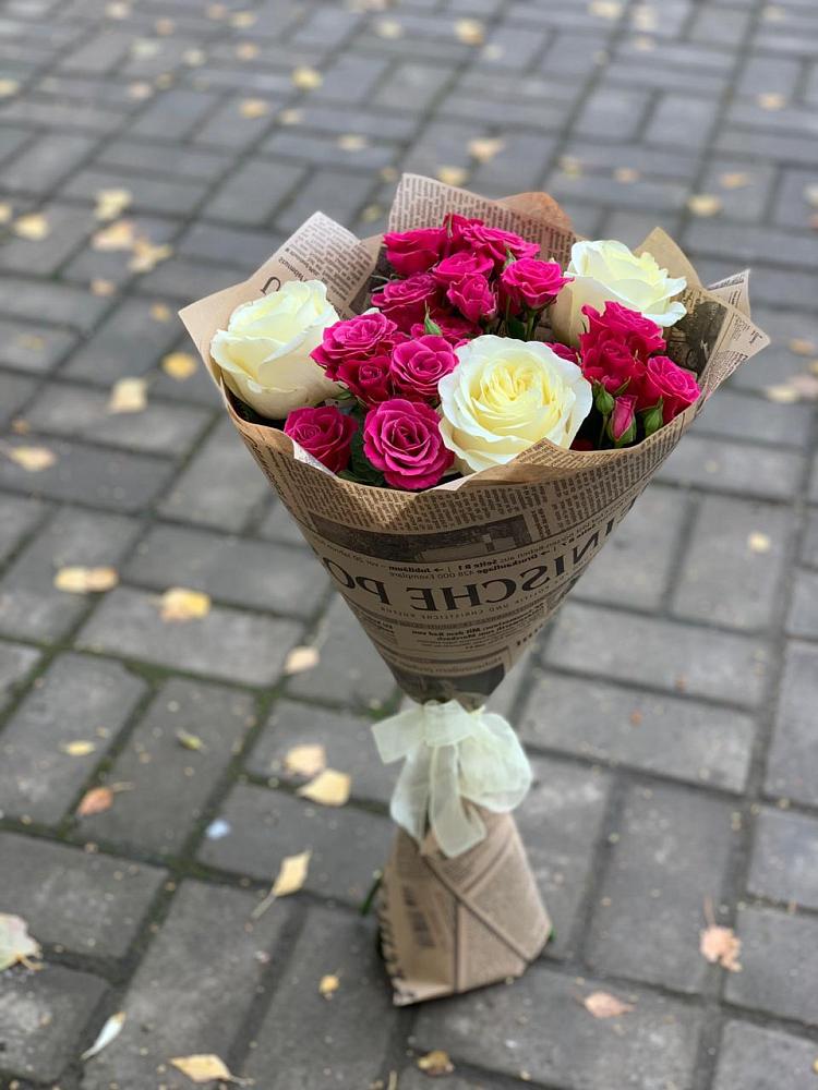 Букет цветов из: Розы в Верхний Услон