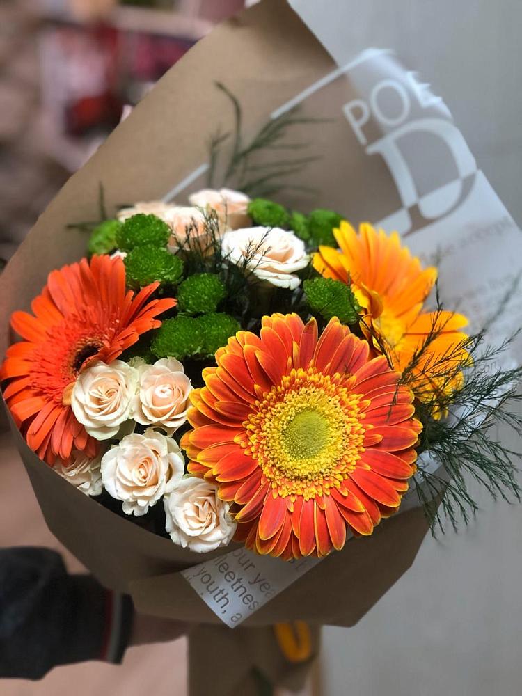 Букет цветов из: Герберы, Хризантемы и Розы в Верхний Услон